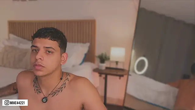 Little Emma 11 online show from 04.17.26