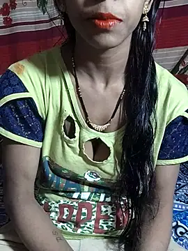 Snapshot of Itz_Aisha__ chatting on 11.17.25 Itz Aisha online show from 11.17.25