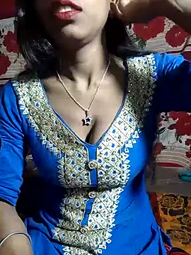 Snapshot of Itz_Aisha__ chatting on 11.24.25 Itz Aisha online show from 11.24.25