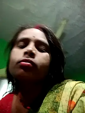 Snapshot of Rajni_gupta chatting on 10.19.25 Rajni gupta online show from 10.19.25