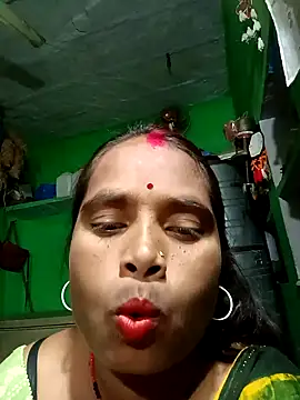 Snapshot of Rajni_gupta chatting on 10.22.25 Rajni gupta online show from 10.22.25