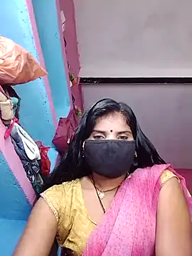 Snapshot of Manju_cuty chatting on 10.25.25 Manju cuty online show from 10.25.25