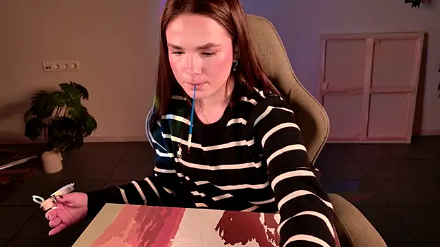 May Bloom online show from 11.06.25