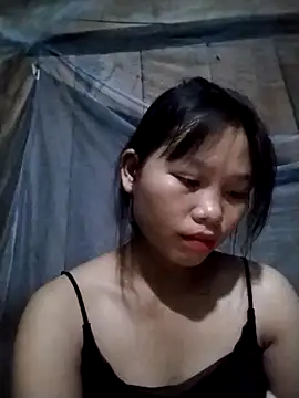 Snapshot of linh-miu99 chatting on 10.20.25 linh-miu99 online show from 10.20.25