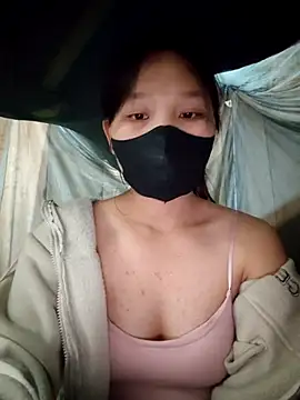 Snapshot of linh-miu99 chatting on 01.19.26 linh-miu99 online show from 01.19.26