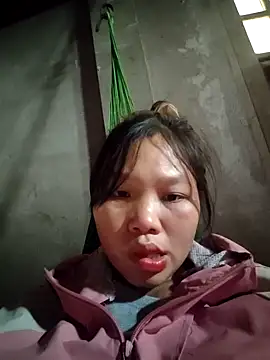 Snapshot of linh-miu99 chatting on 02.15.26 linh-miu99 online show from 02.15.26