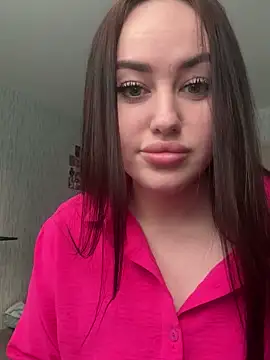 KiraSunshine online show from 12.23.25