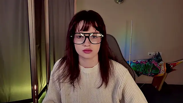 KiraVair online show from 04.09.26