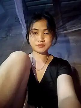 Snapshot of huhu-lele chatting on 10.24.25 huhu-lele online show from 10.24.25