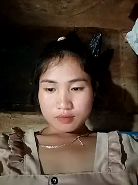 Snapshot of huhu-lele chatting on 10.26.25 huhu-lele online show from 10.26.25