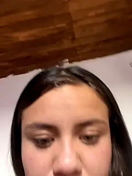 Snapshot of Dul-ci08 chatting on 10.17.25 Dul-ci08 online show from 10.17.25