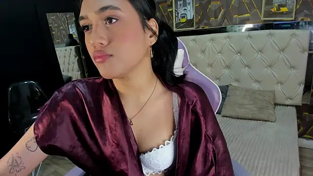 blueeskhy online show from 10.21.25