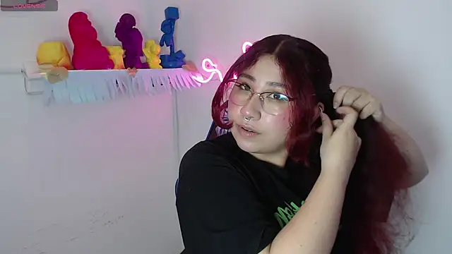 littlee red online show from 11.14.25