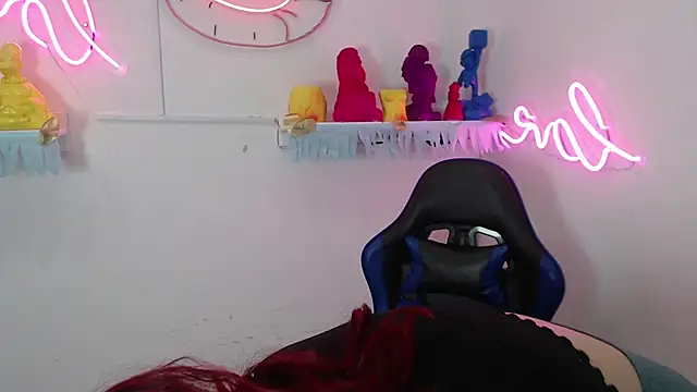 littlee red online show from 11.29.25