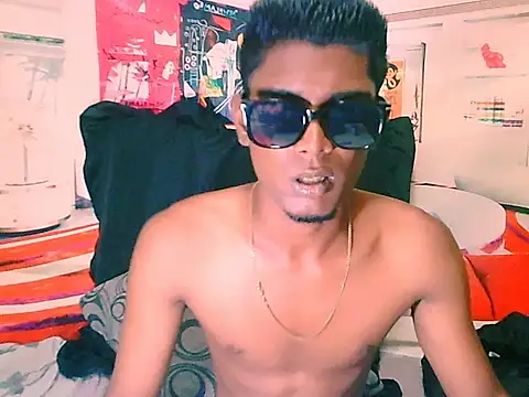 Snapshot of IndianThuggin chatting on 11.06.25 IndianThuggin online show from 11.06.25