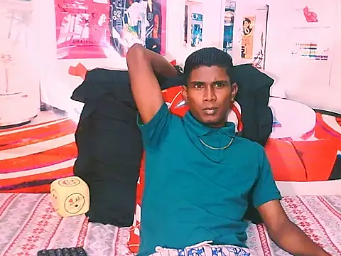 Snapshot of IndianThuggin chatting on 11.19.25 IndianThuggin online show from 11.19.25