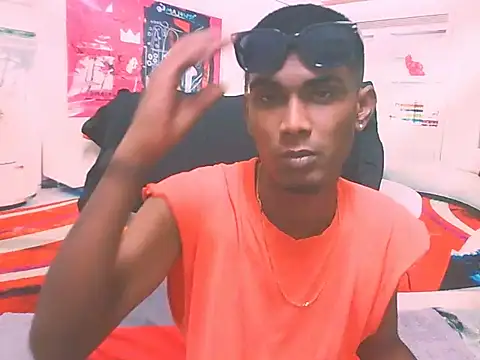 Snapshot of IndianThuggin chatting on 11.20.25 IndianThuggin online show from 11.20.25