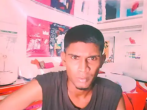 Snapshot of IndianThuggin chatting on 11.26.25 IndianThuggin online show from 11.26.25