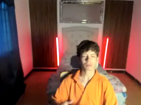 Snapshot of dilan_orduz chatting on 10.23.25 dilan orduz online show from 10.23.25