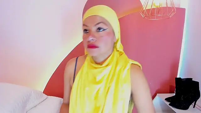 SophiaBeckerr online show from 12.16.25