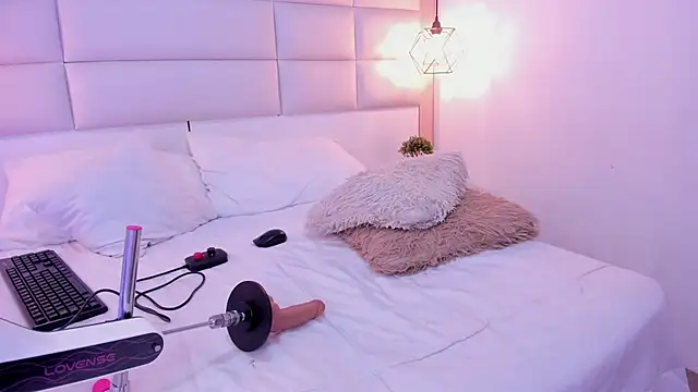 Sofia clk online show from 11.16.25