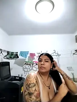 Ninelcita online show from 10.23.25