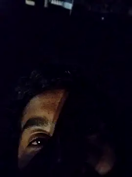 Snapshot of Travieso_21 chatting on 10.18.25 Travieso 21 online show from 10.18.25