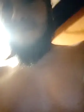 Snapshot of Travieso_21 chatting on 10.21.25 Travieso 21 online show from 10.21.25