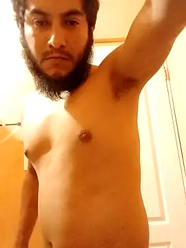 Snapshot of Travieso_21 chatting on 10.22.25 Travieso 21 online show from 10.22.25