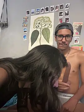 Snapshot of stevbigbick chatting on 10.18.25 stevbigbick online show from 10.18.25