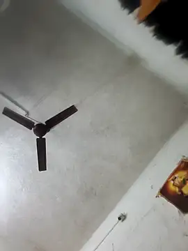 Snapshot of RNlov chatting on 02.13.26 RNlov online show from 02.13.26