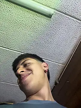 motomotoboy online show from 04.17.26