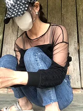 Kylie beem online show from 03.04.26