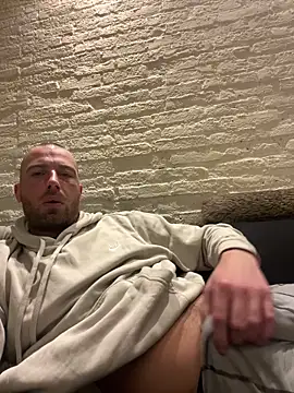 Rotteei1 online show from 02.15.26