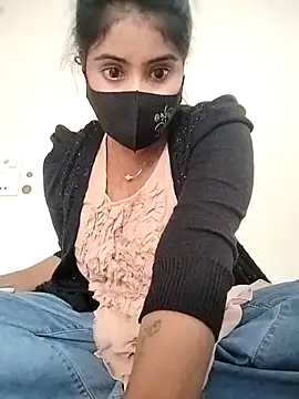 Hot Angle online show from 12.22.25