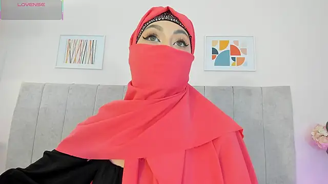 fatiima  online show from 04.15.26