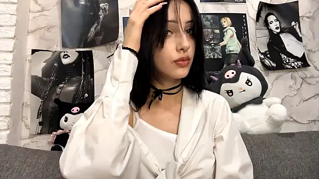 Snapshot of ForeTiff chatting on 10.23.25 ForeTiff online show from 10.23.25