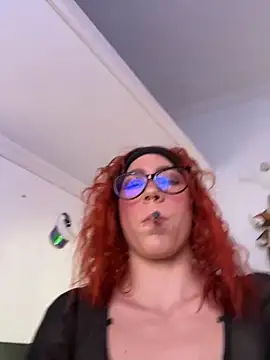 Snapshot of sherryblossom chatting on 11.04.25 sherryblossom online show from 11.04.25