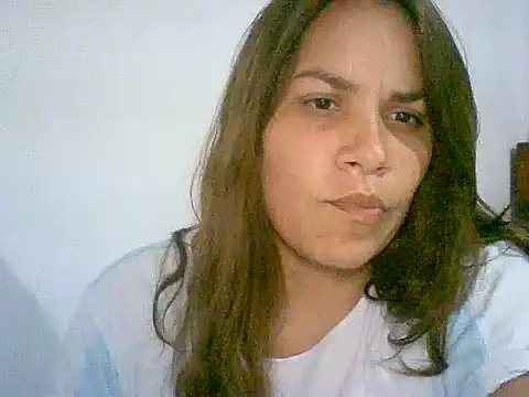 Snapshot of Astridstar21 chatting on 10.19.25 Astridstar21 online show from 10.19.25