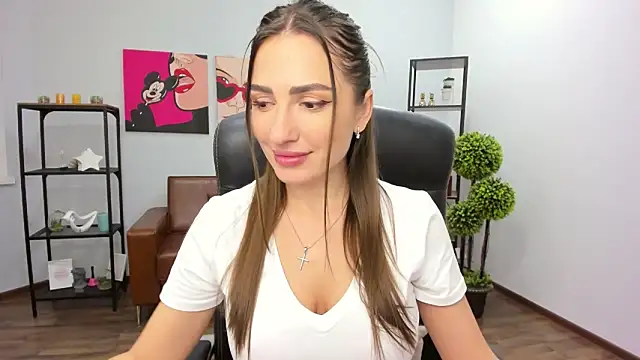 LaraSmelal online show from 11.04.25