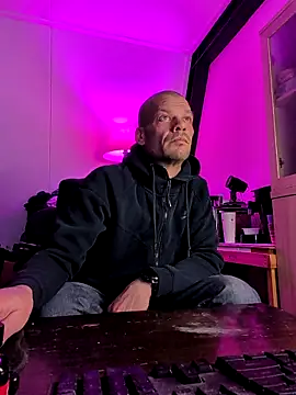 Kinky Play1 online show from 01.05.26