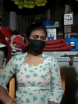 Snapshot of Felicity-204 chatting on 10.20.25 Felicity-204 online show from 10.20.25