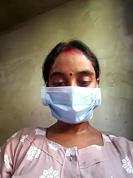 Snapshot of Your-Vaanya chatting on 11.02.25 Your-Vaanya online show from 11.02.25