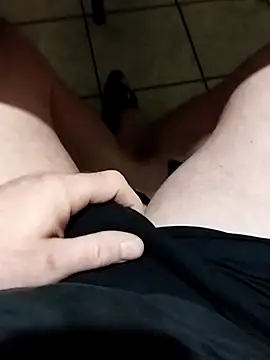 Cedric7653 online show from 12.22.25