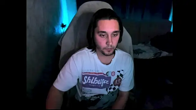 Snapshot of Pohyi_ chatting on 02.16.26 Pohyi online show from 02.16.26