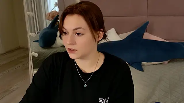 KirraMoss online show from 06.15.26