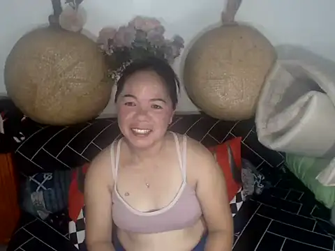 Snapshot of Asiansexywild69 chatting on 10.26.25 Asiansexywild69 online show from 10.26.25