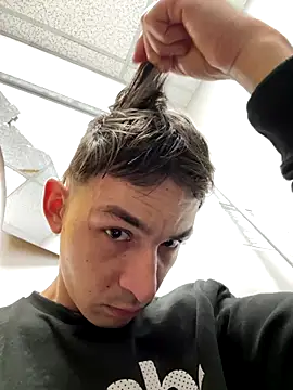 Snapshot of wiozFL chatting on 10.20.25 wiozFL online show from 10.20.25