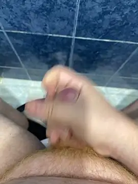 Snapshot of redmenft chatting on 10.22.25 redmenft online show from 10.22.25