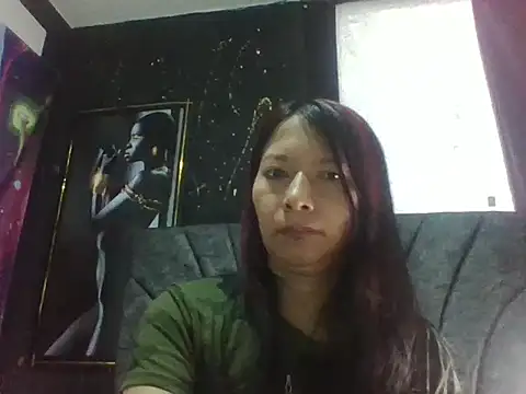 Snapshot of Sakura_yummy chatting on 10.22.25 Sakura yummy online show from 10.22.25